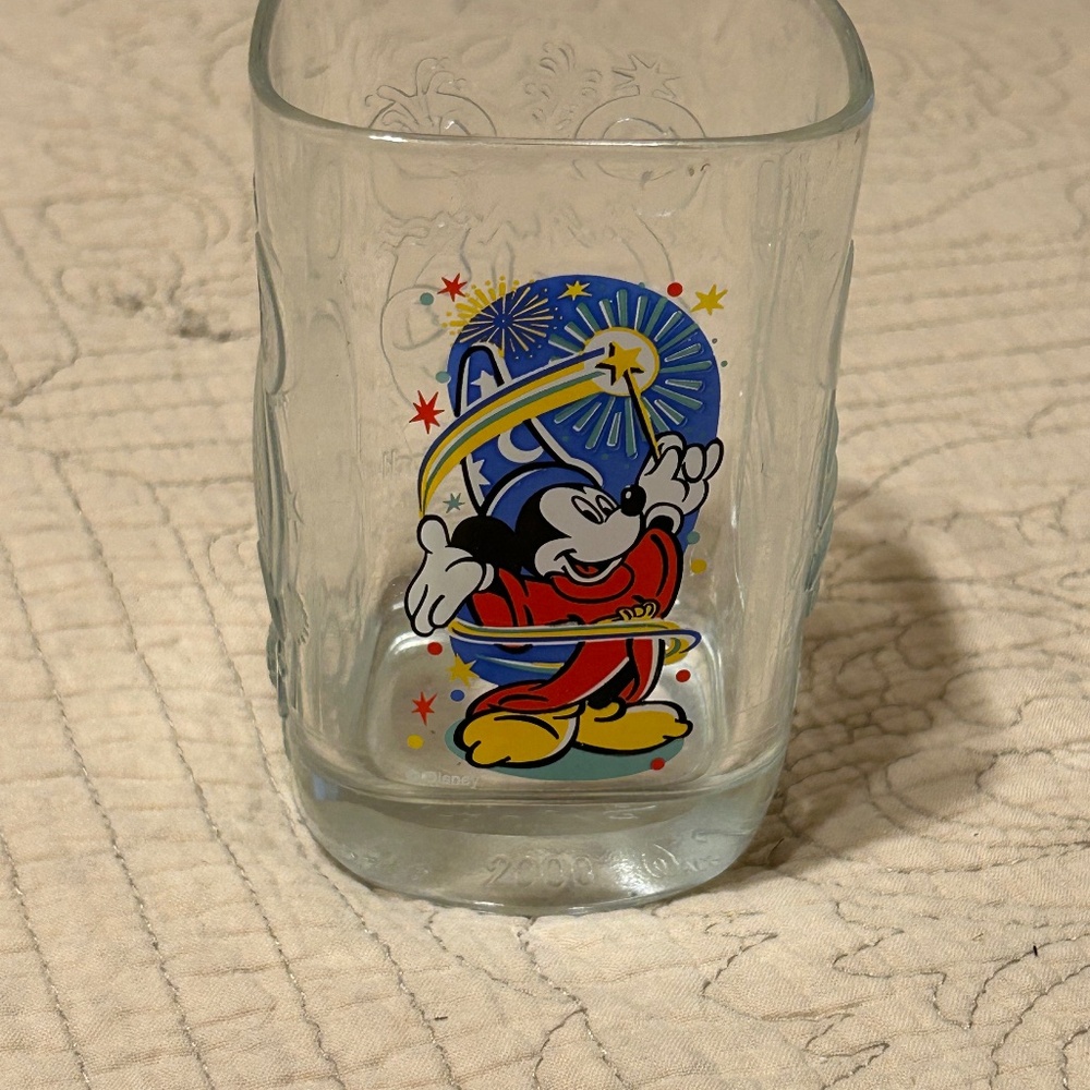 Vintage Mickey Walt Disney World 2000 Celebration Glass